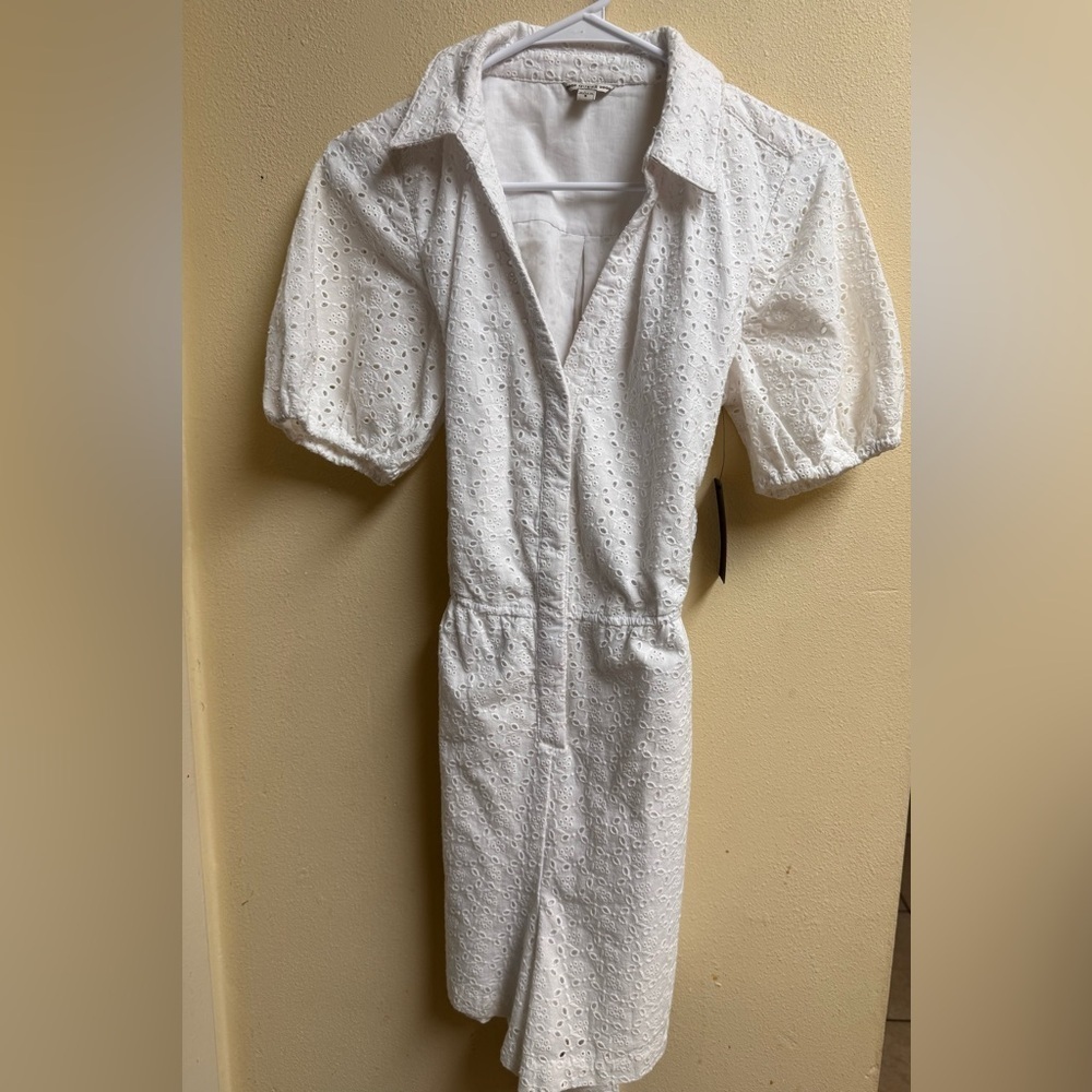 GUESS Eyelet White Romper Size Small NWT | Summer Puff Sleeve Belted